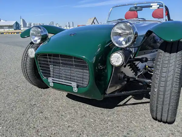 SUPER SEVEN 600 CLASSIC EDITION